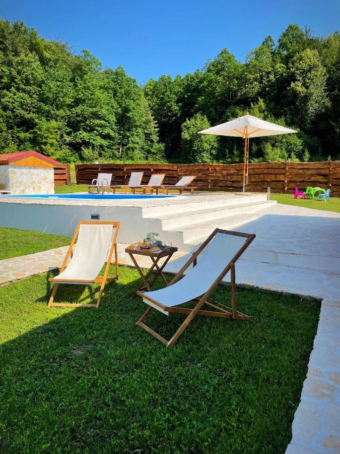 Nina Holiday Home With A Heated Pool Brusane ภายนอก รูปภาพ