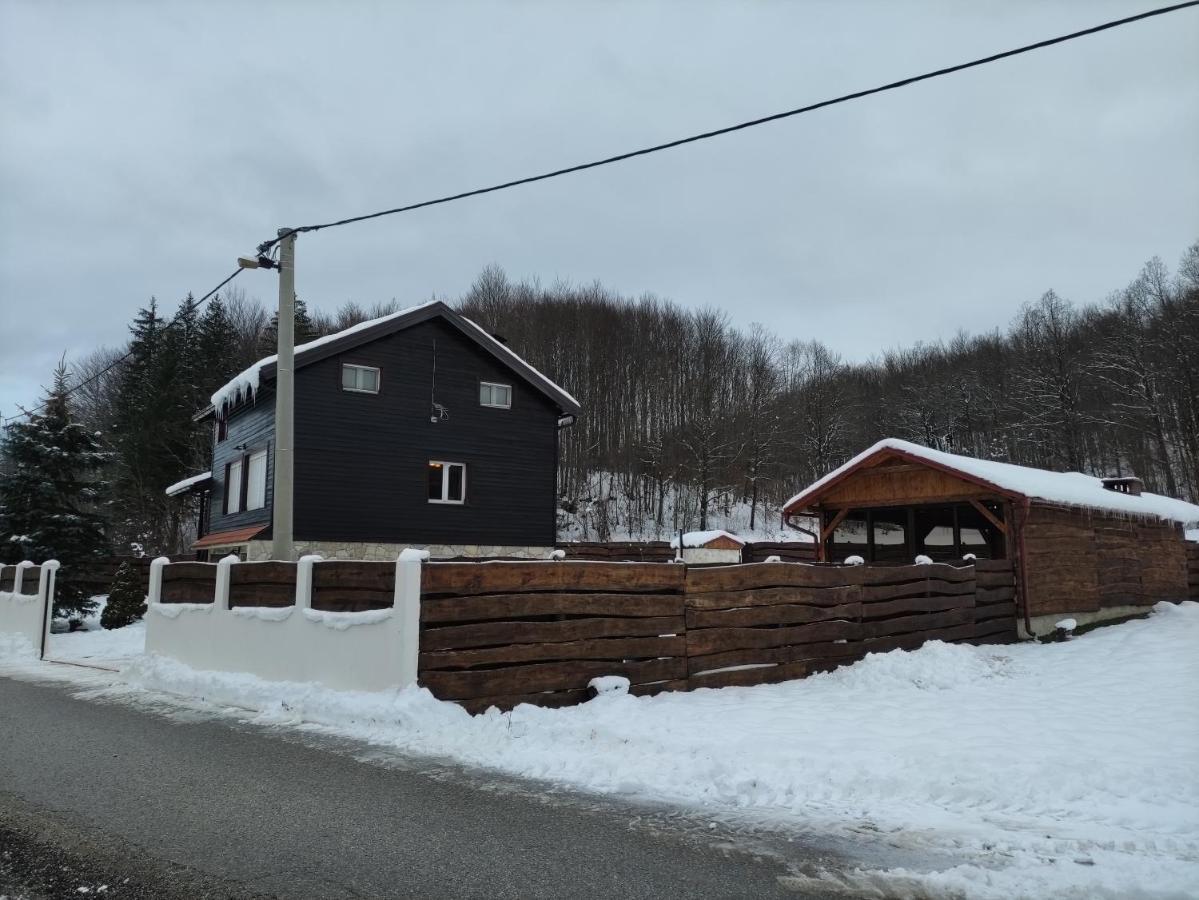 Nina Holiday Home With A Heated Pool Brusane ภายนอก รูปภาพ