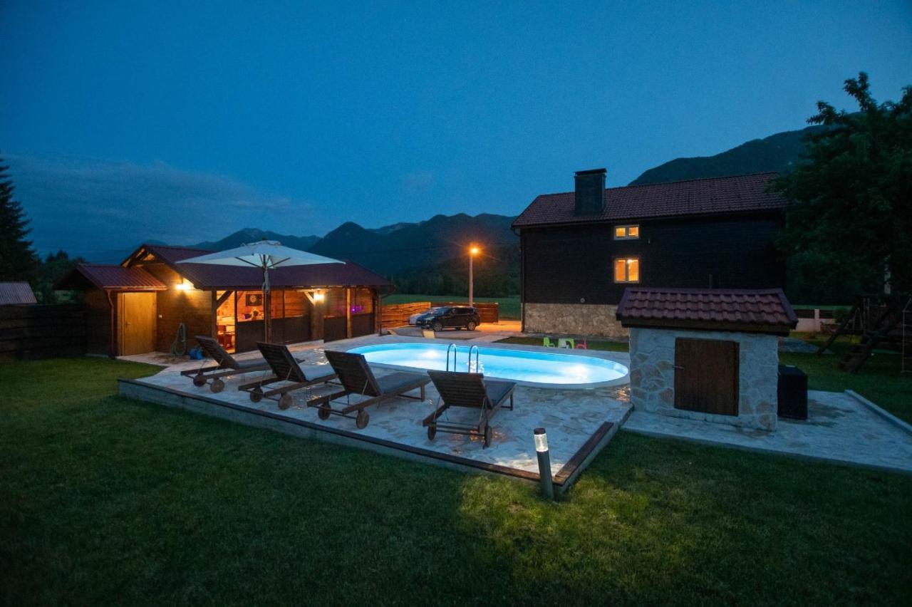 Nina Holiday Home With A Heated Pool Brusane ภายนอก รูปภาพ